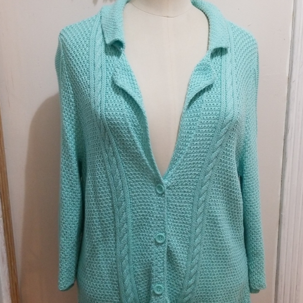 100% cotton vintage-style cardigan